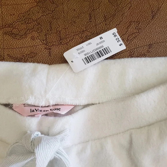 *LA VIE EN ROSE, NWT, Mini Sherpa  Short, Size M, Snow white - Picture 6 of 8